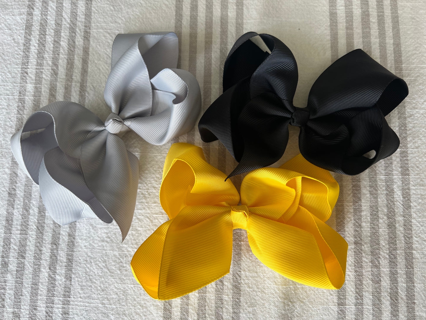 Black, Gray, and Yellow Gold Game Day Bow Bundle